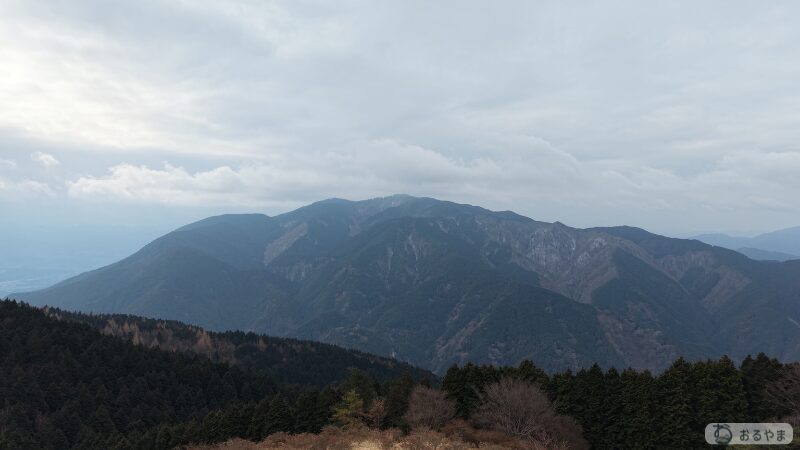 DJI Mini 5 Pro冬の葛城山の4K映像のスナップショット